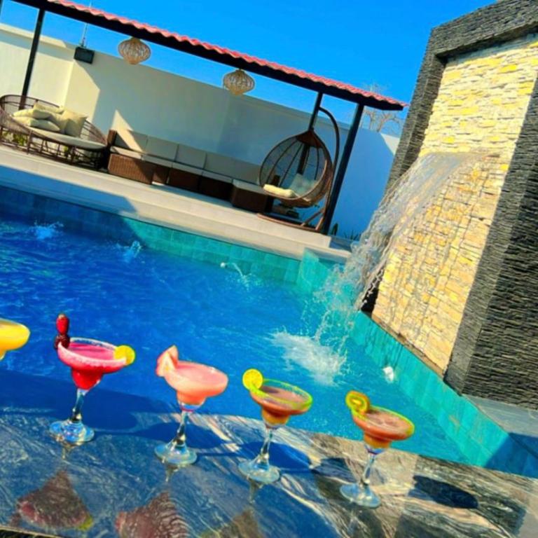 Casa Blanca - Villa - 1