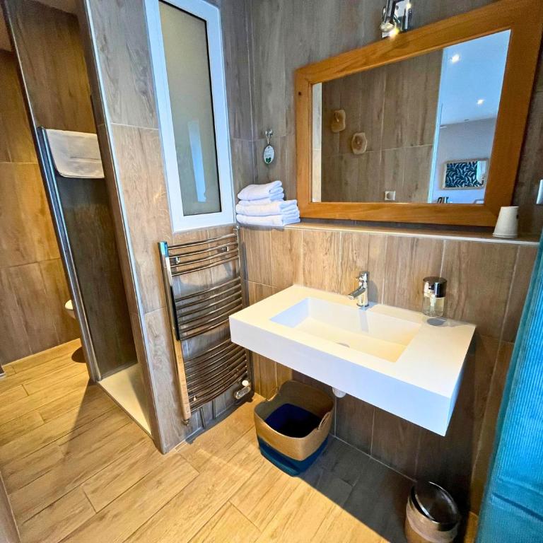 Hôtel La Rencluse - Chambre Double avec Terrasse - 1
