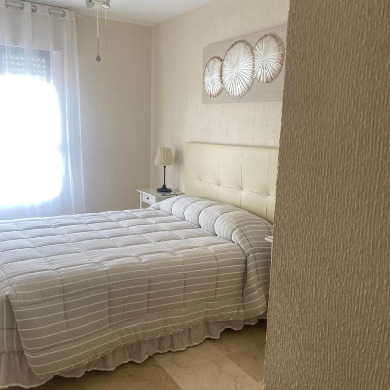 Espacioso apartamento en Barbate con Wifi - Apartamento de 3 dormitorios - 13