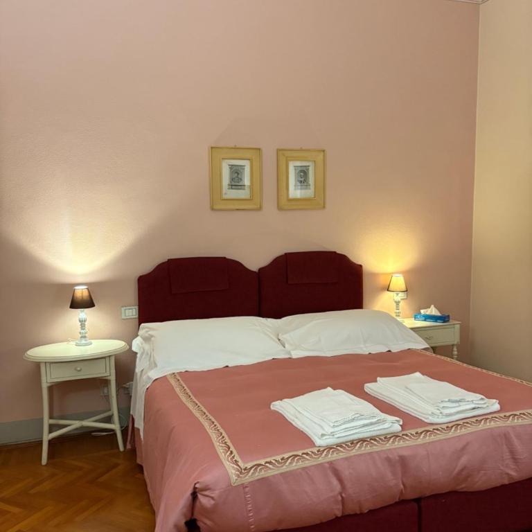 B&B Villa Agnese Lucca - Camera Matrimoniale con Letto Supplementare - 27