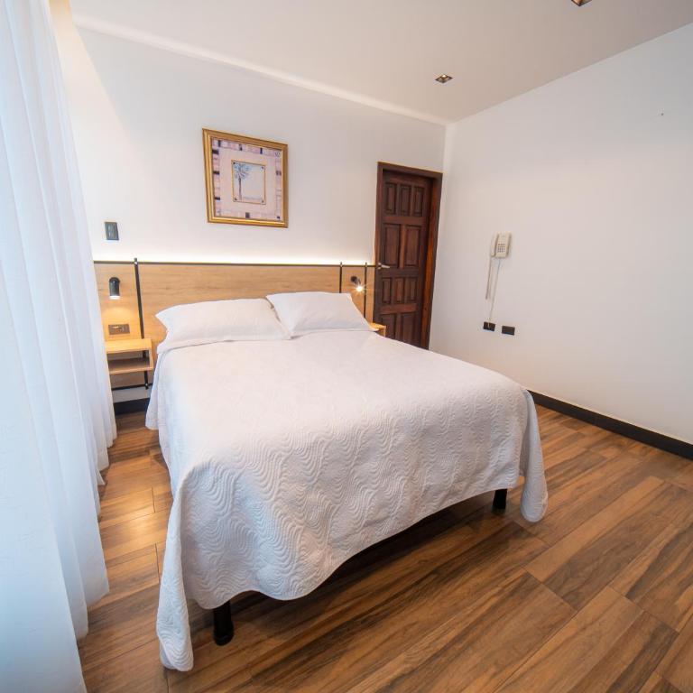 Hotel Vilcabamba - Small Double Room - 4