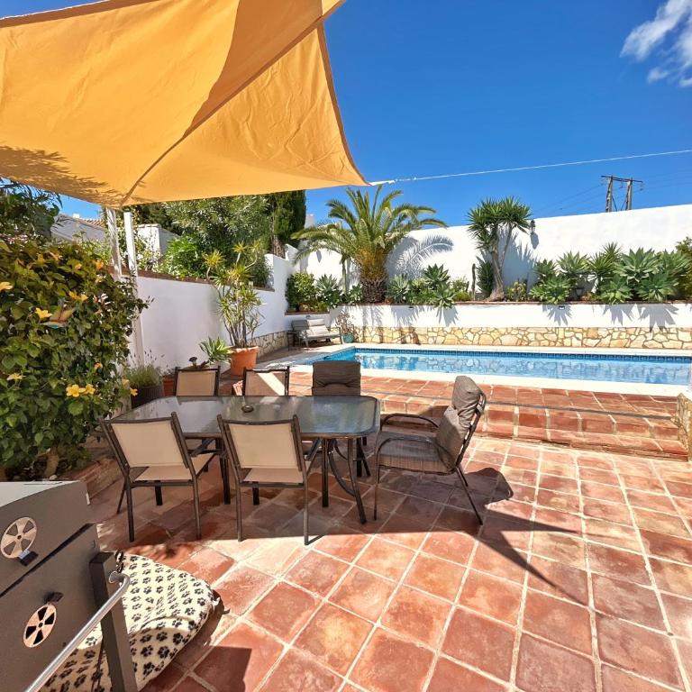 Luxury seaside villa - Villa - 48