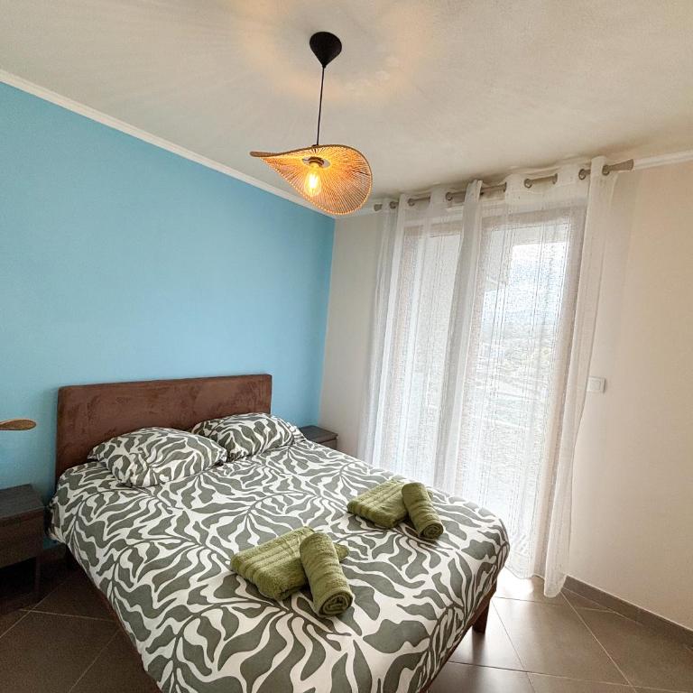Azura - Appartement Climatisé 2 Chambres Terrasse Vue Mer avec Parking Privé Gratuit - Appartement 2 Chambres - 4