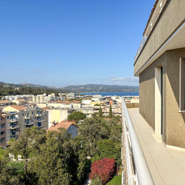 Azura - Appartement Climatisé 2 Chambres Terrasse Vue Mer avec Parking Privé Gratuit - Appartement 2 Chambres - 13