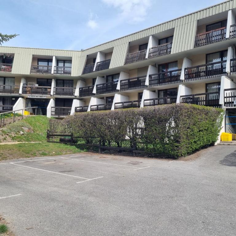 Studio 2 personnes Serre Chevalier 1350m LE BOIS DES COQS 5min des pistes avec balcon 5m2 parking et casier à ski - Studio avec Balcon - 13