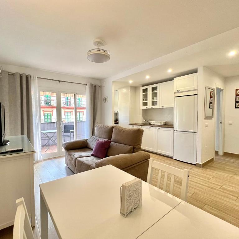 Urban Bay City Center & Beach Apartment - Apartamento de 1 dormitorio con terraza - 1