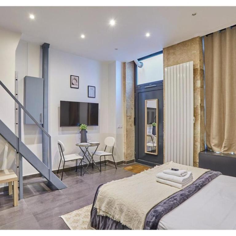 Studio Center of Paris Montmartre by Studio prestige - Estudio Deluxe - 12