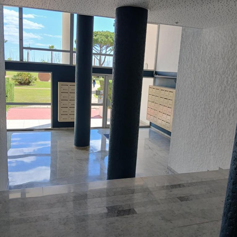 Appartement Entre port et mer haut standing - Apartamento de 1 dormitorio - 8