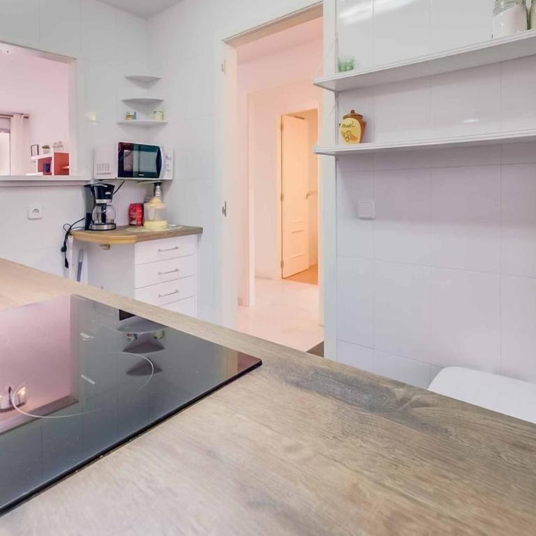 132 - Charming Apartment with Sea Views, Fuengirola! - Apartamento de 2 dormitorios con vistas al mar - 14