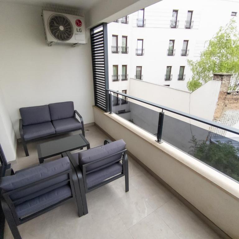 Lux Brilijant Apartmant - Two-Bedroom Apartment - 30