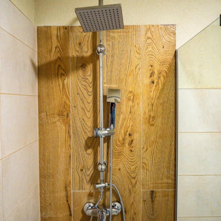 Gilda Van Der Clog - Double Room with Private External Bathroom - 9