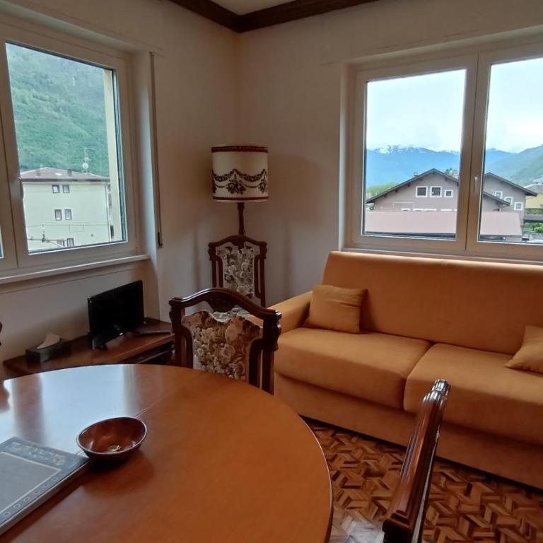 Tirano Express Comfort 2P Appartamento spazioso con vista montagne, ideale per famiglie e gruppi - Appartement avec Vue et Balcon - 37