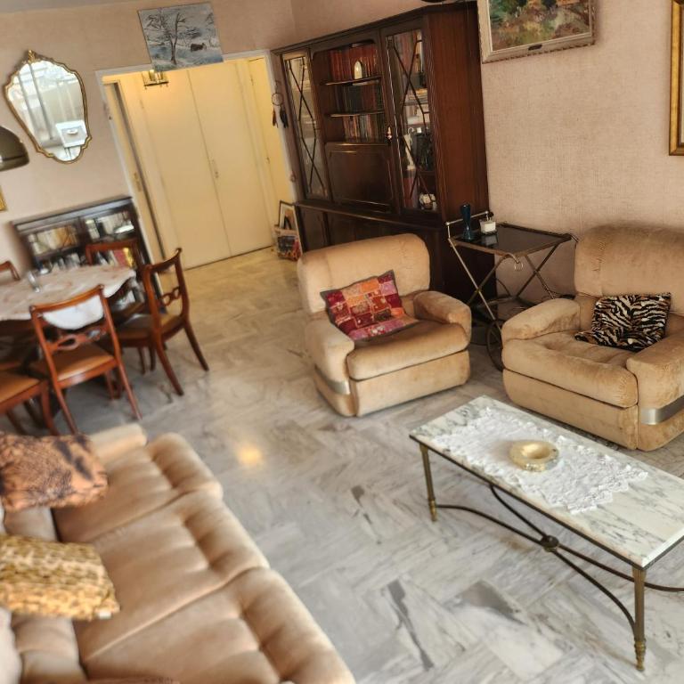 Roses appart - Two-Bedroom Apartment with Terrace and Sea View - 6