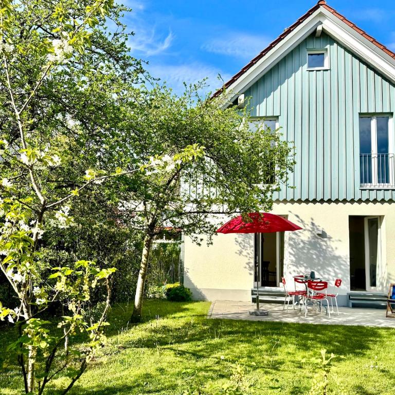 Ferienhaus 's Sommerhäusle - gemütlich und modern mit Garten in Lindau - Vacation Home - 23