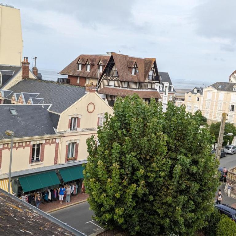 Aperçu mer - Cœur de Cabourg - Plage à 2 min - 2 à 4 pers - Apartment mit 1 Schlafzimmer - 6