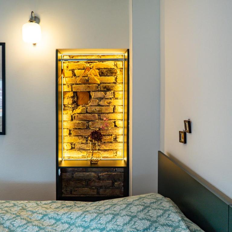 Gilda Van Der Clog - Double Room with Private Bathroom - 10