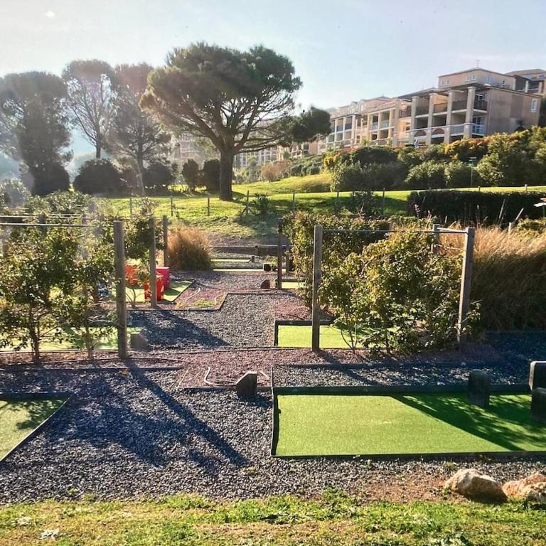 Le Cocon du Hameau rdj cloturé Cap Esterel - Apartamento de 1 dormitorio - 13