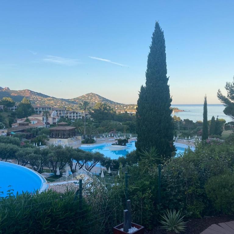 Le Cocon du Hameau rdj cloturé Cap Esterel - Apartamento de 1 dormitorio - 17