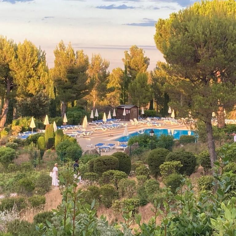 Le Cocon du Hameau rdj cloturé Cap Esterel - Apartamento de 1 dormitorio - 37
