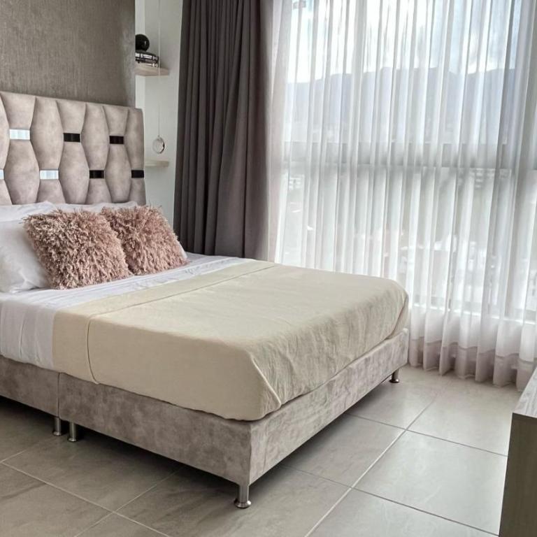 NUEVOS y hermosos LOFT AC perfecta ubicación - Apartamento de 1 dormitorio - 2