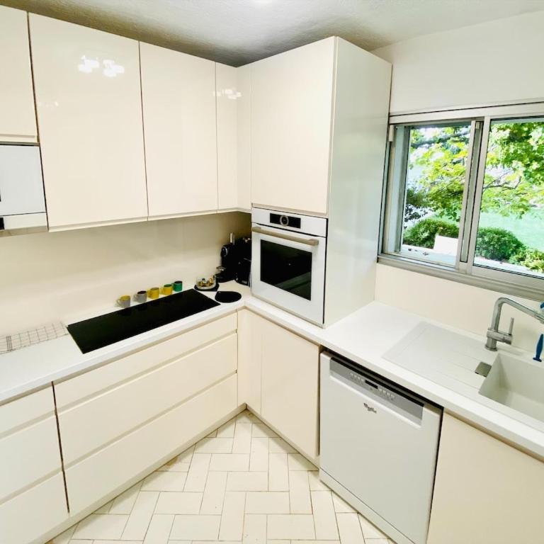 Élégance Provençale, Oasis de verdure, Bassin de 14m pour 1 à 6 personnes - Villa 3 Chambres - 29