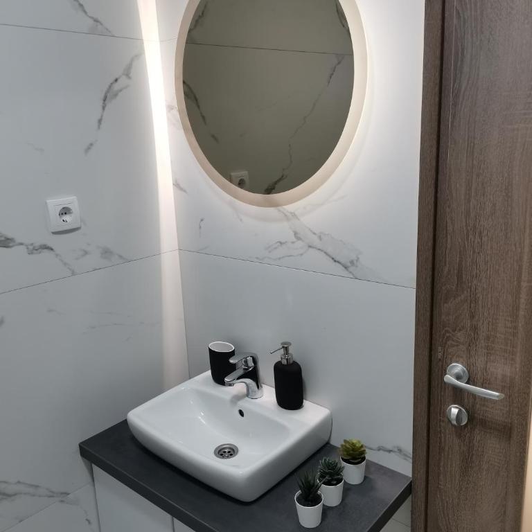 KATUN Apartmani & SPA - Porodični Studio - 5