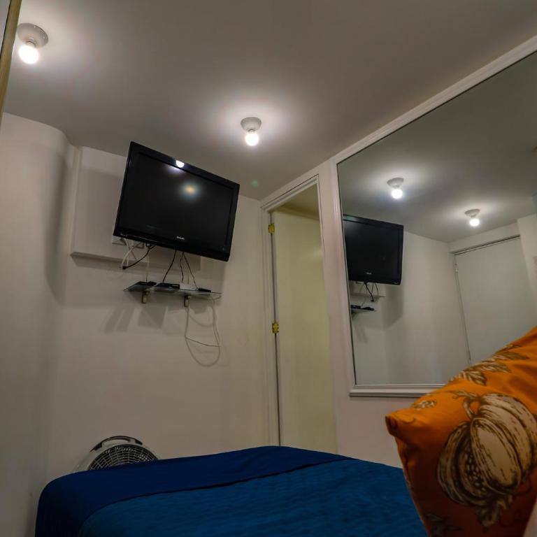 Hotel Emma - Habitación Individual Pequeña - 3