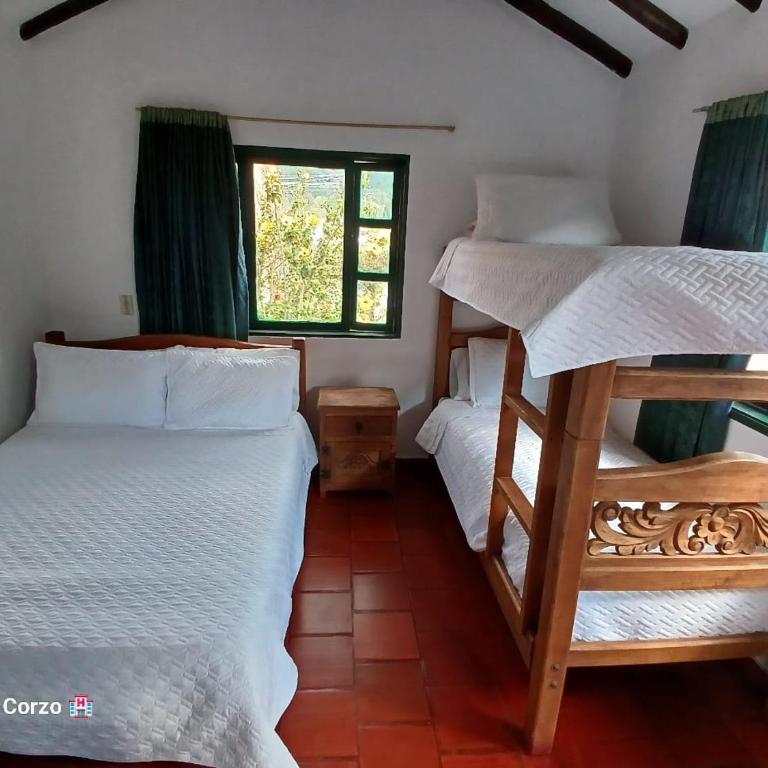 HOTEL El CORZO DE LA VILLA - Quadruple Room with Private Bathroom - 1
