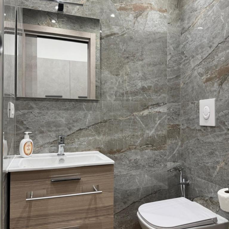 Sanitá sub 32 - Appartamento con 1 Camera da Letto - 16