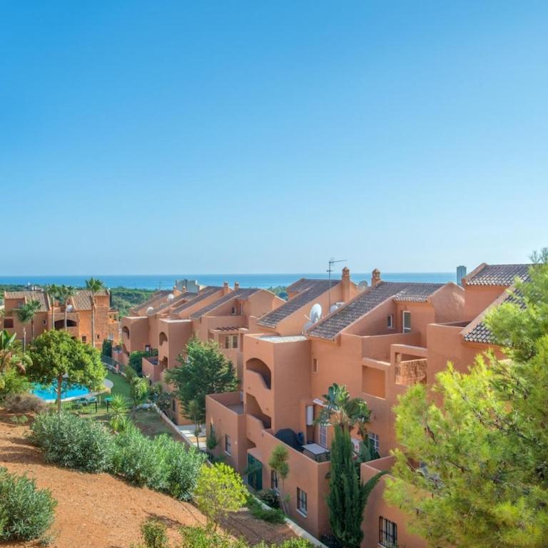 Modern 2 Bedroom Apartment with Sea View in Elviria - Apartamento de 2 dormitorios - 10