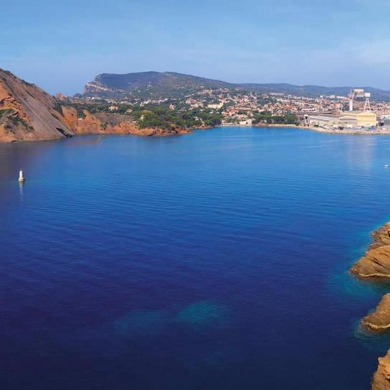 À 1 voie piétonne de la plage, du centre et du port pour 1 à 4 personnes - Appartement 1 Chambre - Non-Fumeurs - 27
