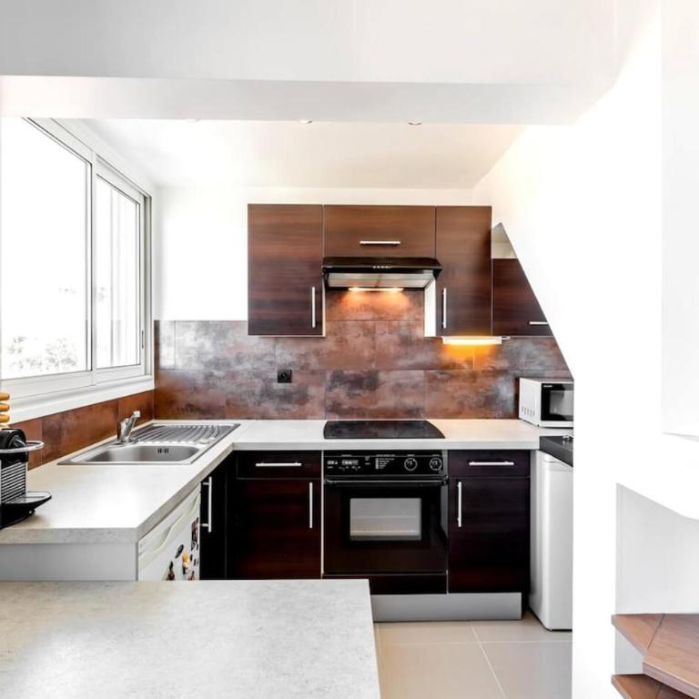 À 1 voie piétonne de la plage, du centre et du port pour 1 à 4 personnes - Appartement 1 Chambre - Non-Fumeurs - 17
