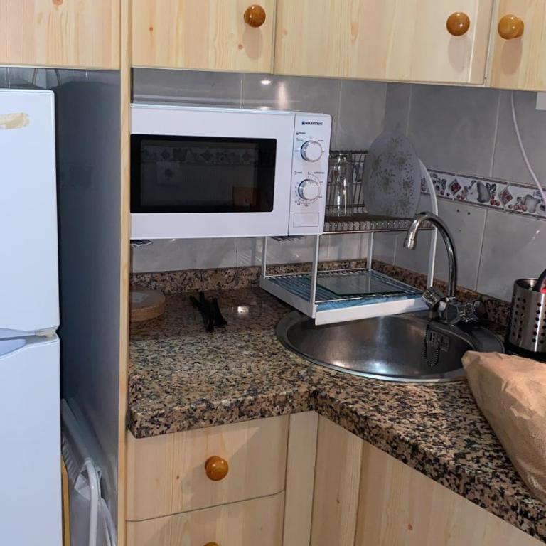 Apartamento en Paseo Larios de Torre del mar - Two-Bedroom Apartment - 4