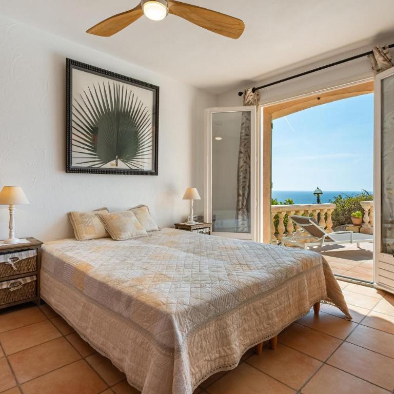 Mas Des Oliviers - Ferienhaus mit 4 Zimmern - 5