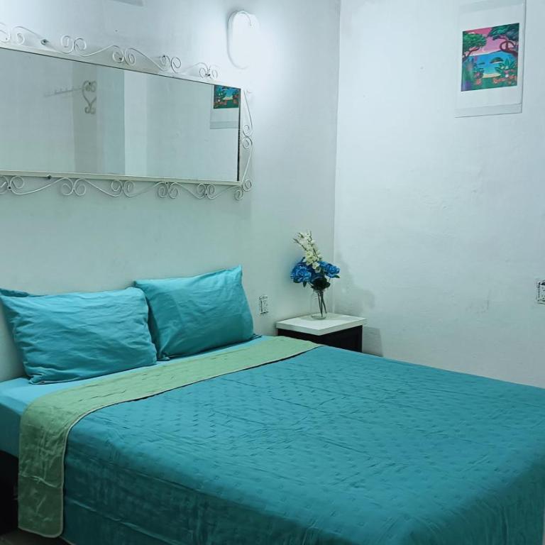 Alexandross - Deluxe Room - 16