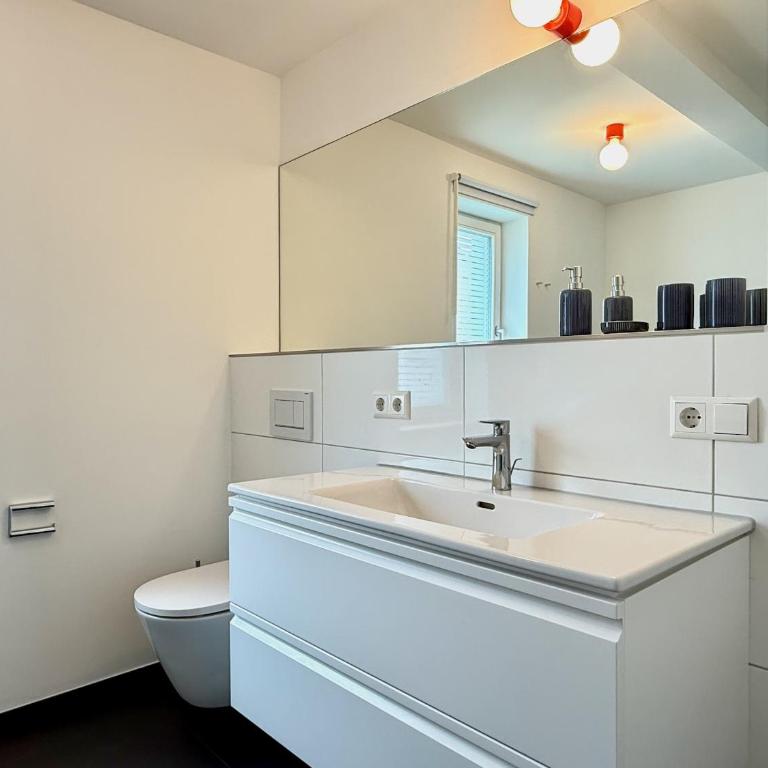 Ferienhaus 's Sommerhäusle - gemütlich und modern mit Garten in Lindau - Vacation Home - 18