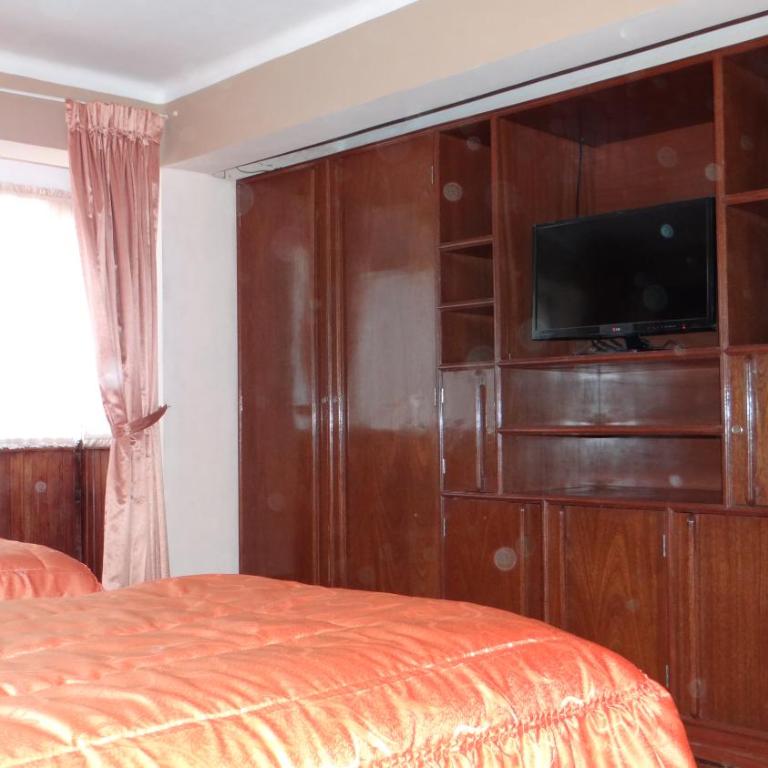 Casa de Huespedes Isabella - Habitación Triple Básica con baño compartido - 3