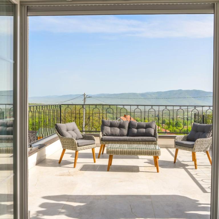 Vila sa bazenom Vrnjačka Idila - Studio sa Terasom - 28