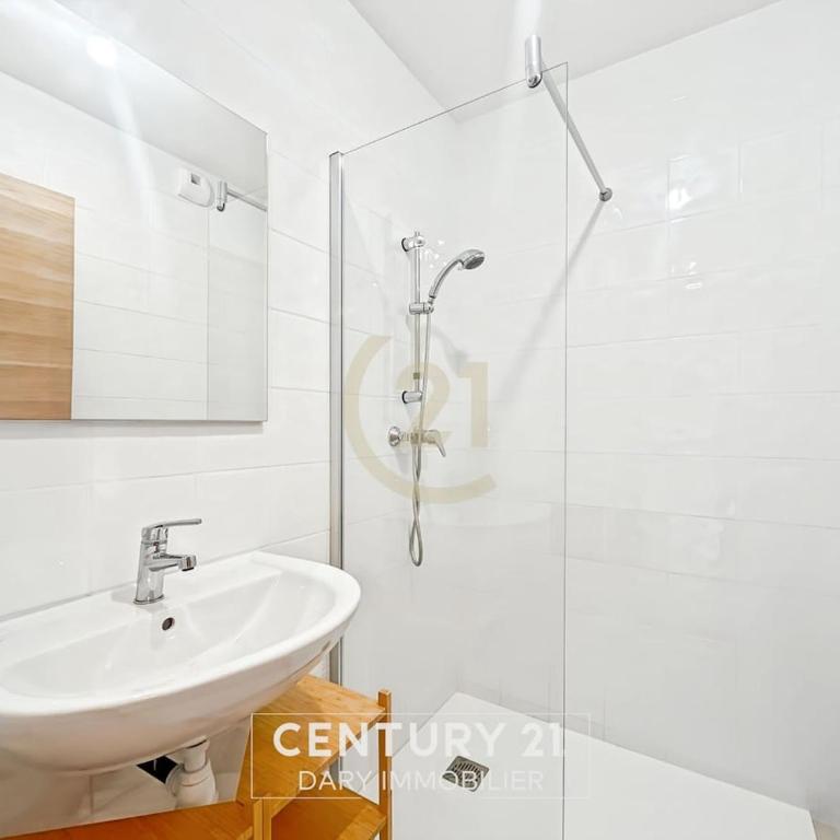 Calvi T2 les Jasmins proche centre - Apartment mit 1 Schlafzimmer - 2