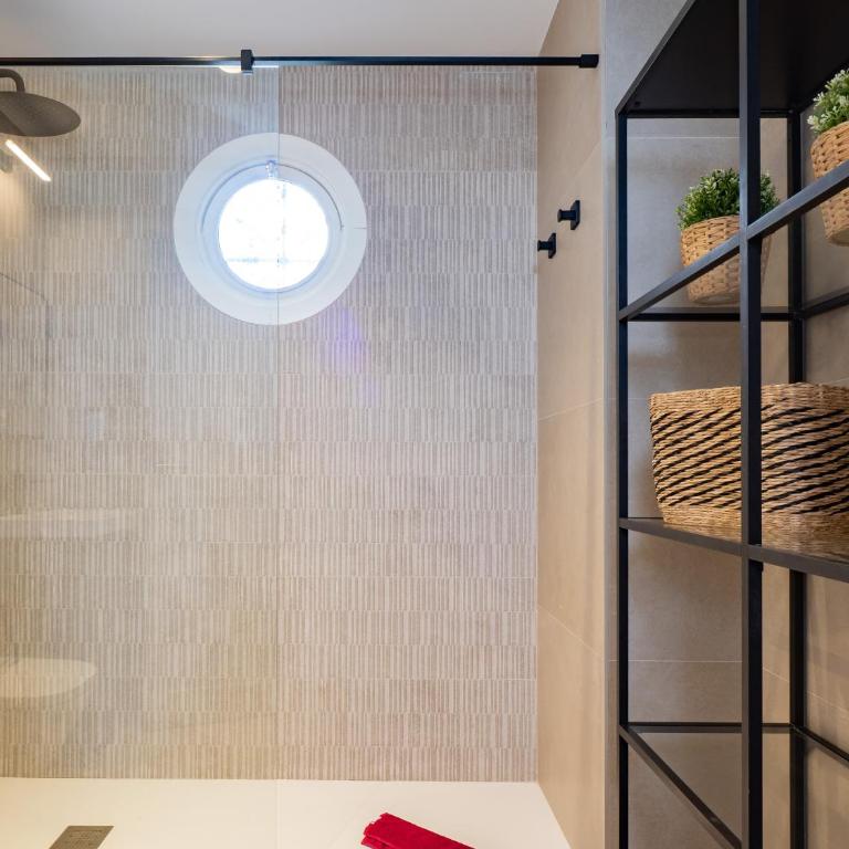 Espectacular Ático de 5 niveles en Puerto de Cabopino - Apartamento - 42