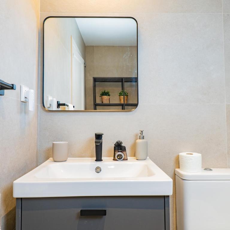 Espectacular Ático de 5 niveles en Puerto de Cabopino - Apartamento - 41