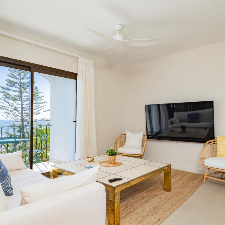 Espectacular Ático de 5 niveles en Puerto de Cabopino - Apartamento - 45