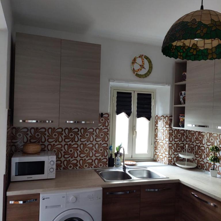 Al Teatro Antico Rooms & House - One-Bedroom Apartment - 8