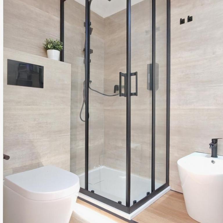 KRLY Rooms Cagliari - Adults only - Parcheggio - Double Room with Balcony - 3