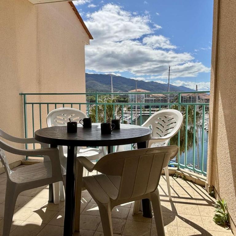 Appartement 2 pièces cabine 4 couchages ARGELES SUR MER AR260-402 - Appartement - 1