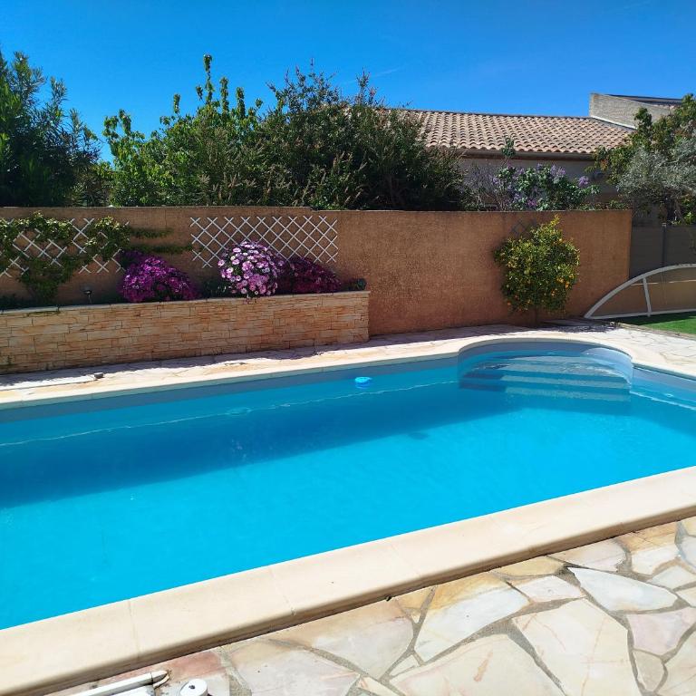 2 Chambres avec piscine et spa au calme, mer à proximité. - Chambre Double - Vue sur Jardin - 4