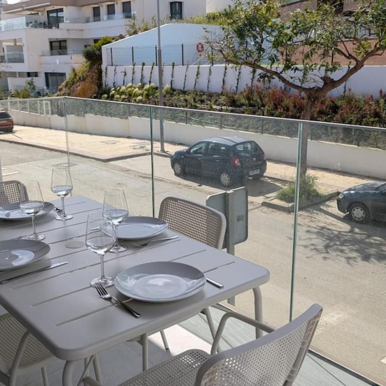 Casa Hermosa - Two-Bedroom Apartment - 3
