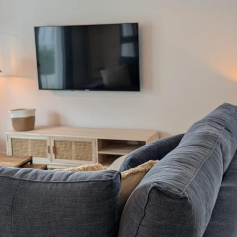 Casa Hermosa - Two-Bedroom Apartment - 16