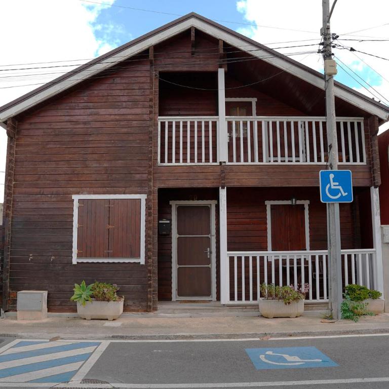 Caseta de fusta - One-Bedroom House - 1