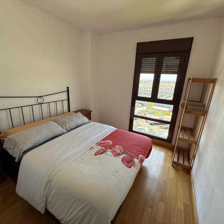 Cálido apartamento con PISCINA y garaje - Apartamento de 1 dormitorio - 5